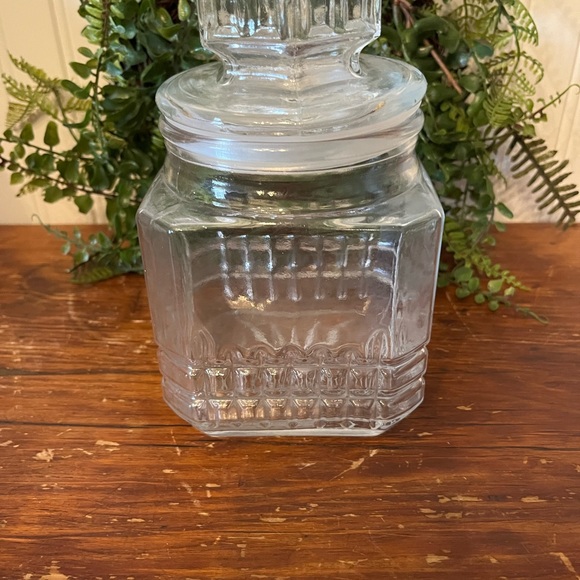 Vintage Cut Glass Storage Jar Canister - Picture 2 of 5